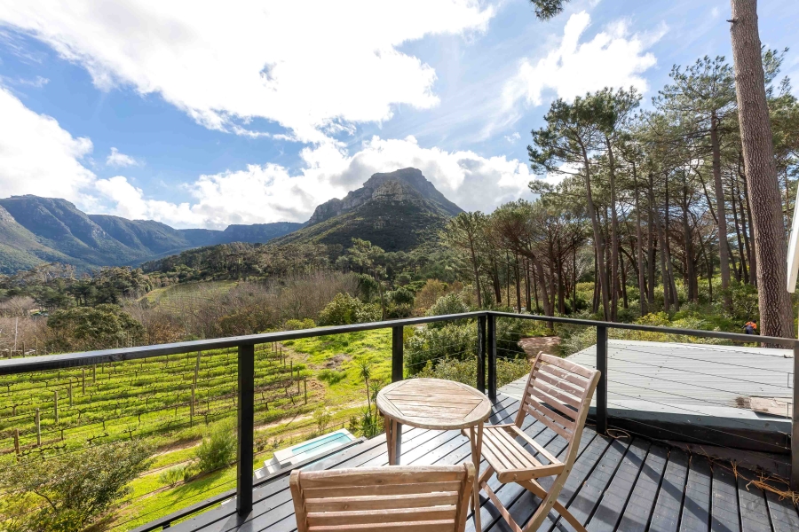 To Let 3 Bedroom Property for Rent in Constantia Nek Estate Western Cape